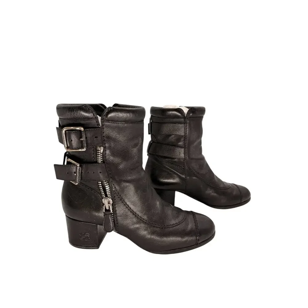 Chanel Leather Interlocking CC Logo Ankle Moto BIker Boots Black Women's Size 38